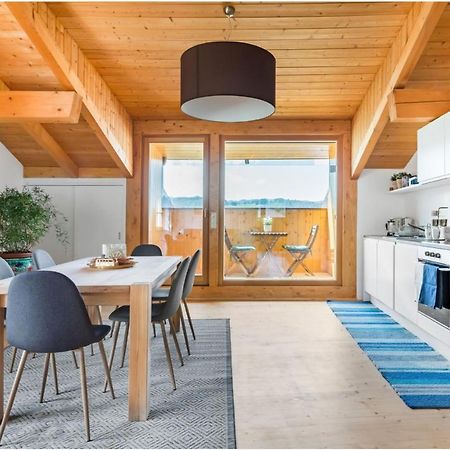 Lions Apartments Fiè Екстериор снимка