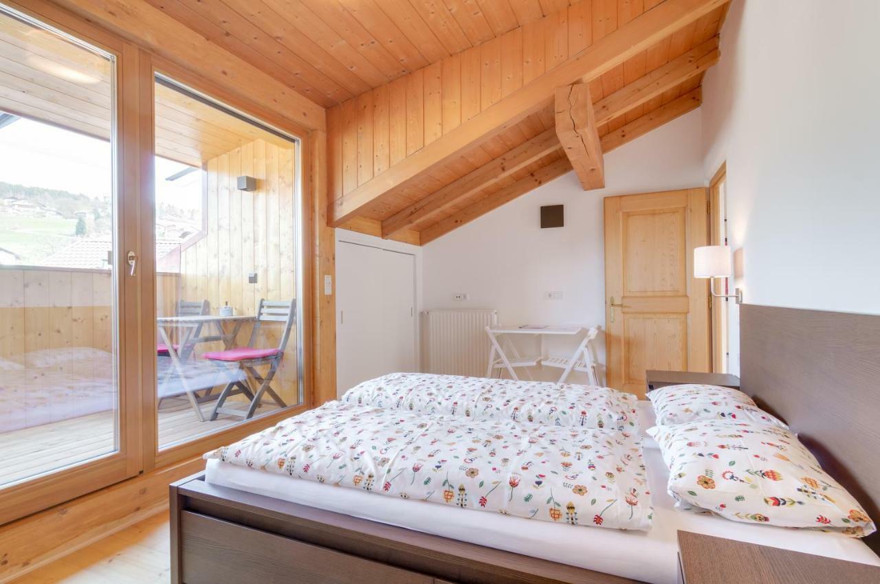 Lions Apartments Fiè Екстериор снимка